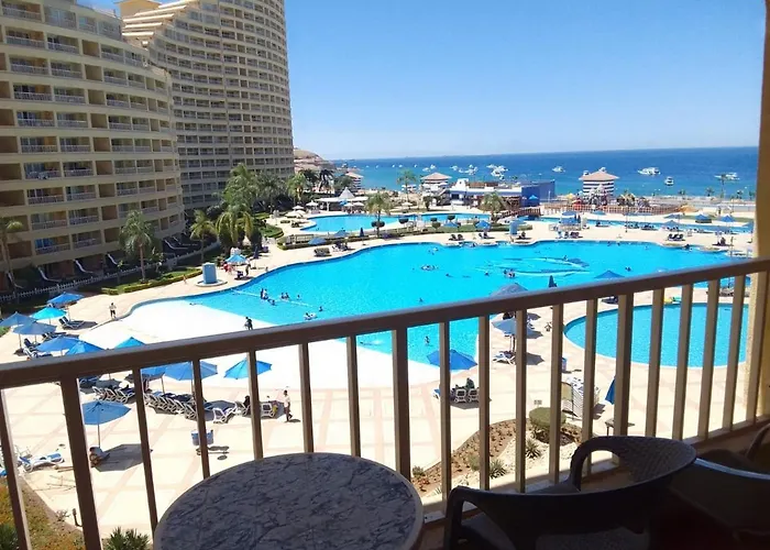 Lodge Porto Sokhna Pyramids Family Only